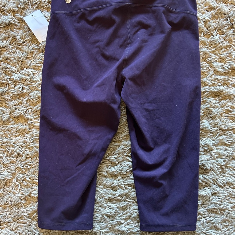 NEW Zella High Waist Capri Leggings | Purple | Size M